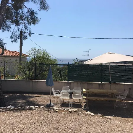Le Clos Des Grillons Cassis